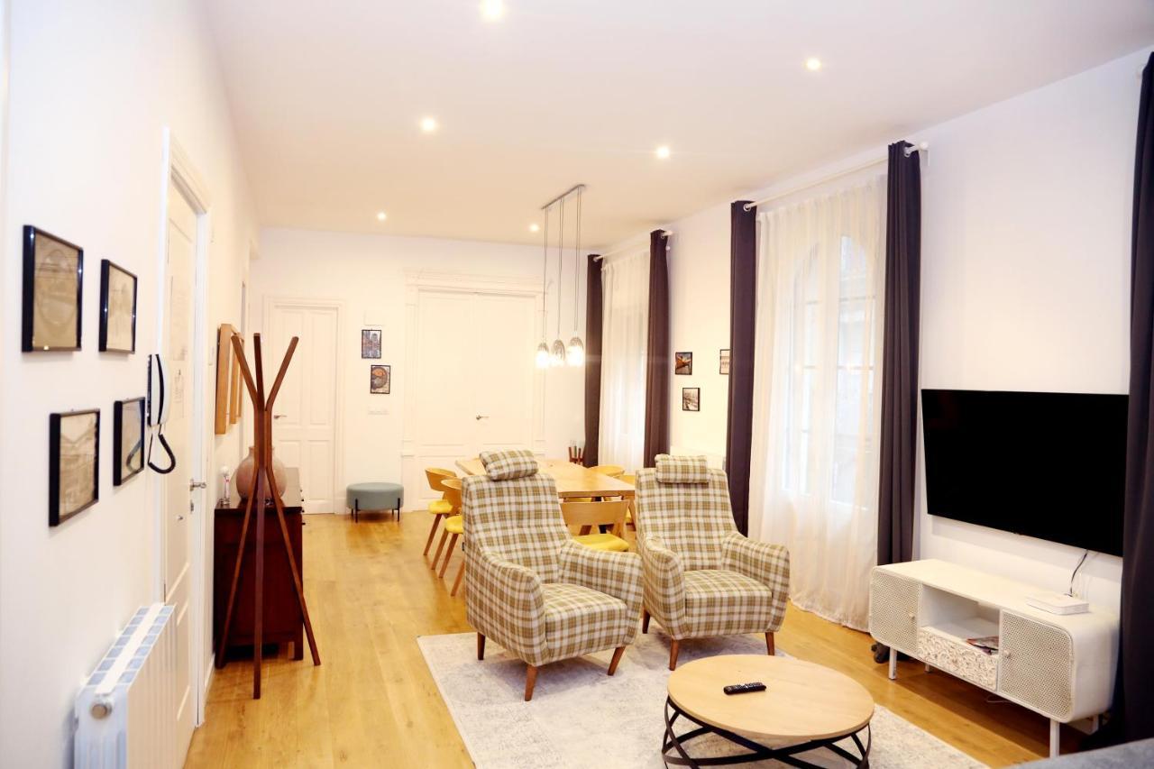 Appartamento Piso Exclusivo Frente Al Casco Viejo Con Parking Gratis Bilbao Esterno foto