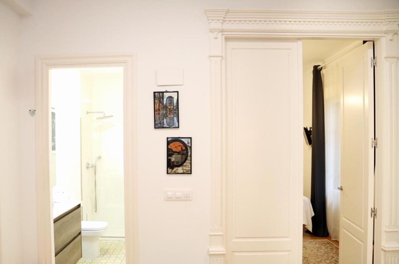 Appartamento Piso Exclusivo Frente Al Casco Viejo Con Parking Gratis Bilbao Esterno foto