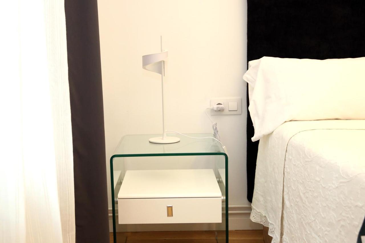 Appartamento Piso Exclusivo Frente Al Casco Viejo Con Parking Gratis Bilbao Esterno foto