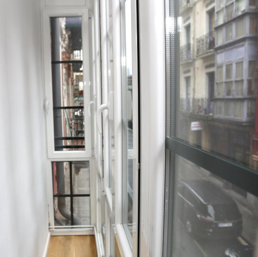 Appartamento Piso Exclusivo Frente Al Casco Viejo Con Parking Gratis Bilbao Esterno foto