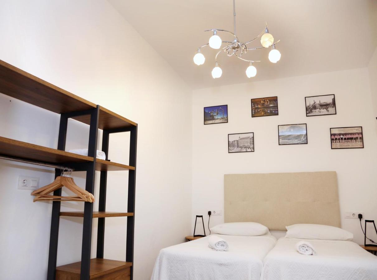Appartamento Piso Exclusivo Frente Al Casco Viejo Con Parking Gratis Bilbao Esterno foto